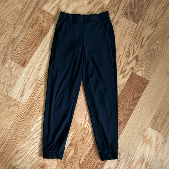 Athleta Brooklyn Jogger - Black - 2 - Picture 5 of 10